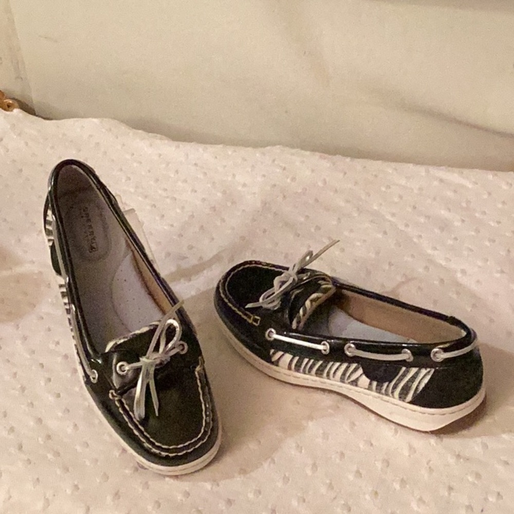 N N B Sperry top slider black & white sequins zebra leather shoes # 7.5 M.